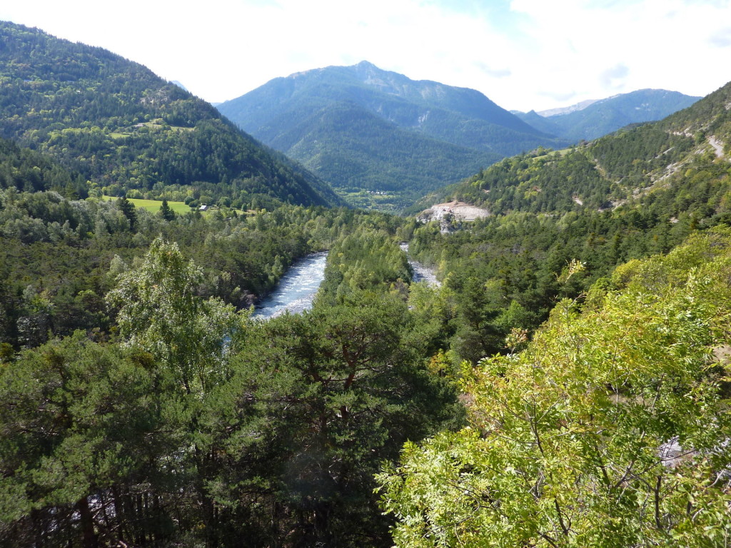 1920px-Vallon_du_Laverq_dans_la_vallée_de_l'Ubaye